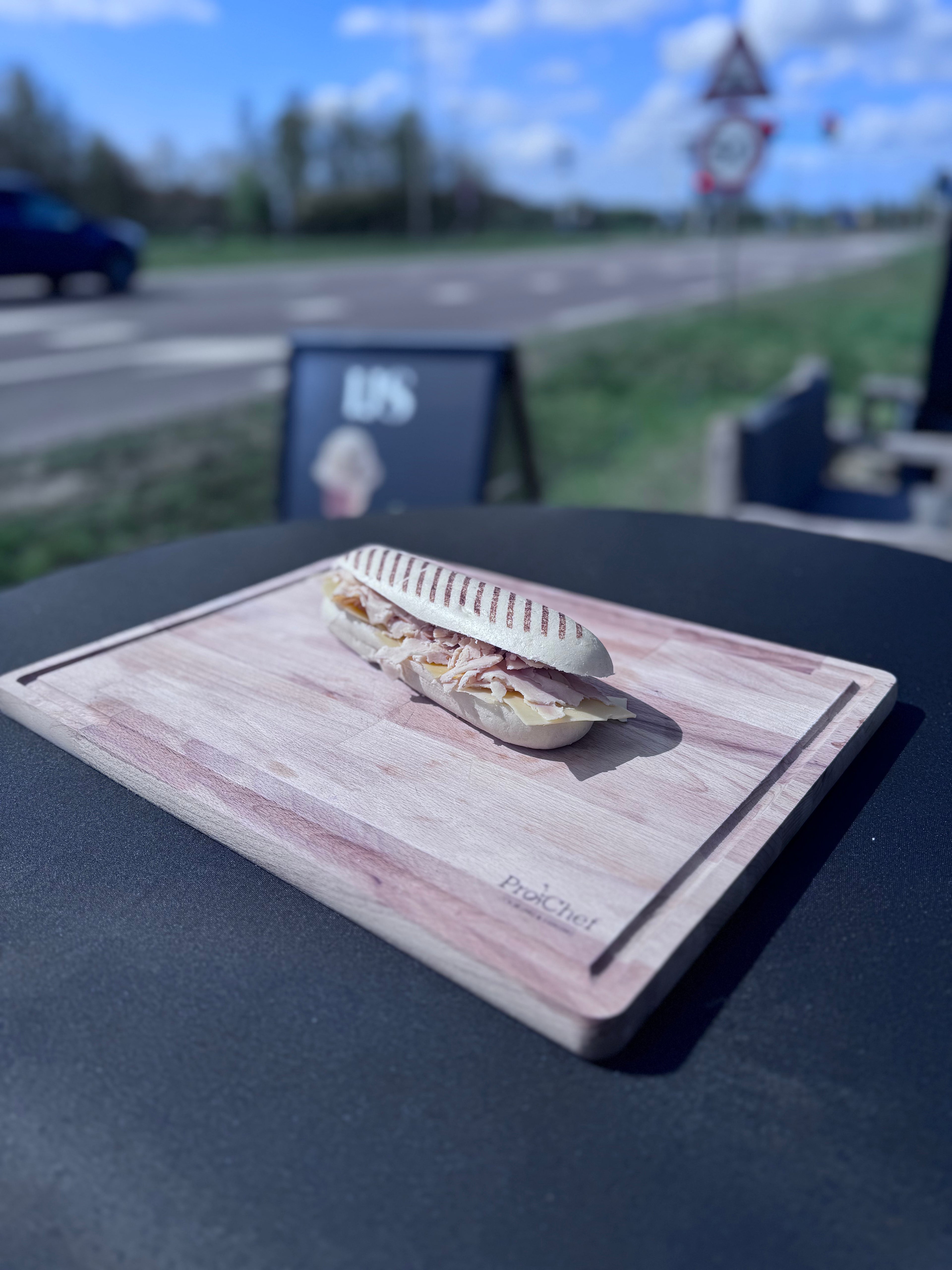 PANINI PESTO KIP